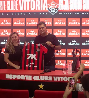 Imagem ilustrativa da imagem Vitória aposta em novo patrocinador de acompanhantes de luxo