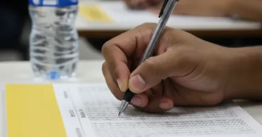 Imagem ilustrativa da imagem Aulão Prepara Enem na Concha Acústica receberá 4 mil alunos; confira