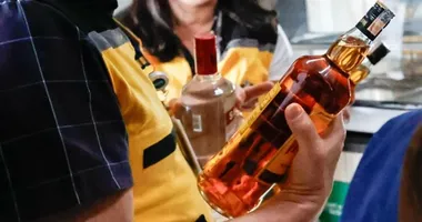 Imagem ilustrativa da imagem Metanol? Festa de noivado registra casos de intoxicação na Bahia