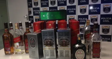 Imagem ilustrativa da imagem Homem é preso por vender bebidas sabotadas com metanol na Bahia