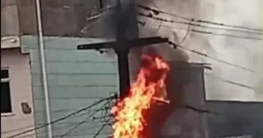 Imagem ilustrativa da imagem Moradores entram em pânico após poste pegar fogo em Cosme de Farias