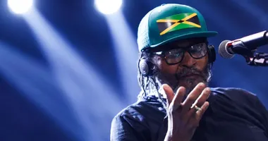 Imagem ilustrativa da imagem Edson Gomes pega ar e impede gravação de show: "Não autorizei"