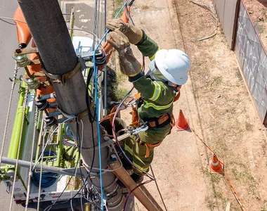 Alguns bairros de Salvador sofreram com quedas de energia