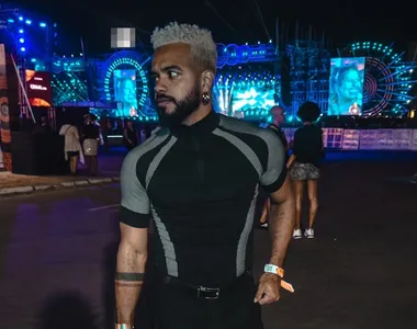 Humorista 'descascou' em cima da blogueira após reclamação