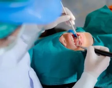 Serviços acontecem nas Clínicas-Escolas de Odontologia