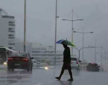Alerta do Inmet aponta chuva forte em 97 cidades da Bahia