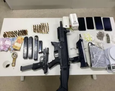 Material apreendido na operação