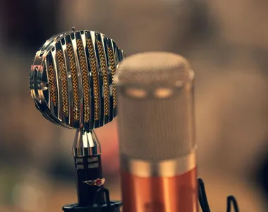 Cantor morre nos braços da esposa