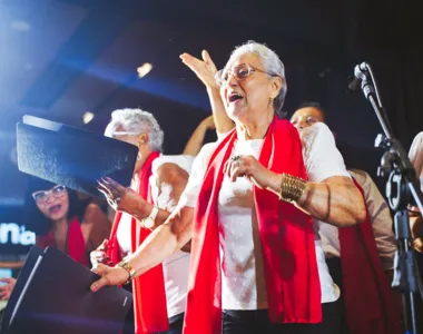 Coroal é formado por 25 idosos