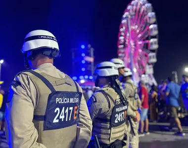 É necessário passar pelo portal de revista para curtir os shows