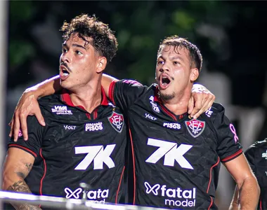 Dupla defensiva deu o nome em partida no Barradão