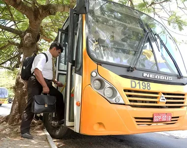 Ônibus