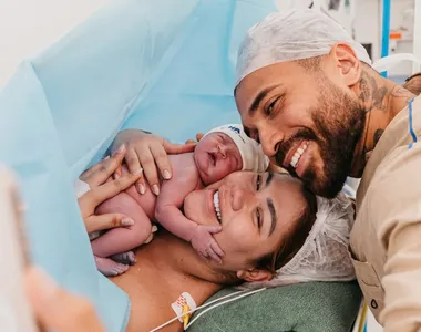 Nasce filha de Eliabe Pinheiro e Ângela Rodrigues