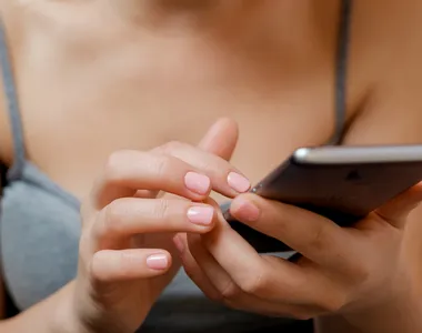 Prática é comum entre casais (oficiais ou não!)