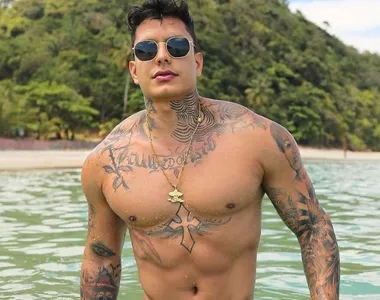 Victor Igoh mudou drasticamente para ser fisiculturista