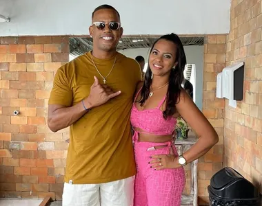 Cantor Flavinho falou sobre a morte da esposa, Ana Paula