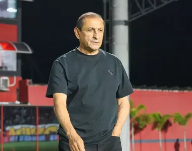 Treinador causou polêmica com declaração