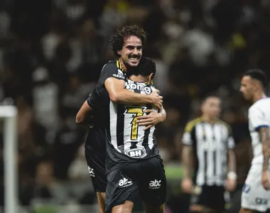 Igor Gomes e Hulk fizeram dois dos três gols alvinegros