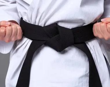 Mulher mata marido com mata-leão em Ceilândia