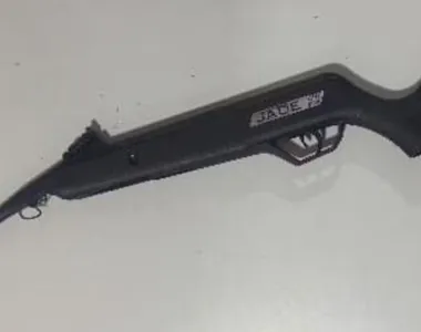 Menino é atingido por tiro acidental do pai na Bahia