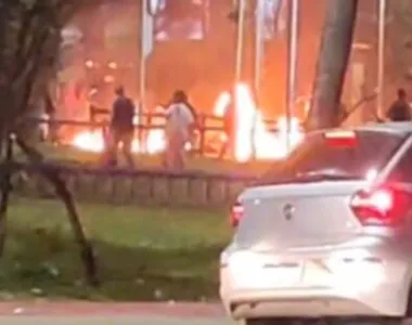 Protesto aconteceu na Avenida Garibaldi