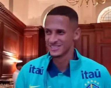 Luciano Juba se apresenta à Seleção Brasileira em Londres