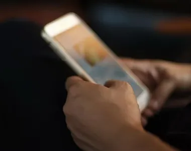 Redes sociais viram isca pra localizar integrantes de facções