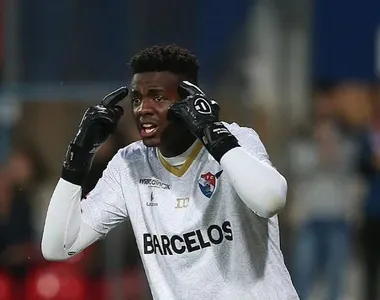 Andrew atua no futebol português desde 2021