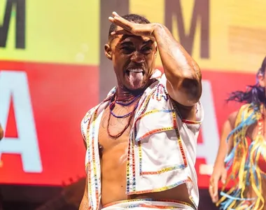 O Kanalha e Pedro Sampaio fizeram geral dançar