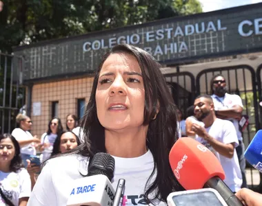 Vai ter live para detalhar o tema da redação, diz secretária