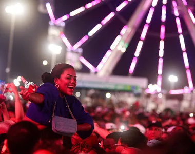 Público irá acompanhar mais um dia de show na orla de SSA