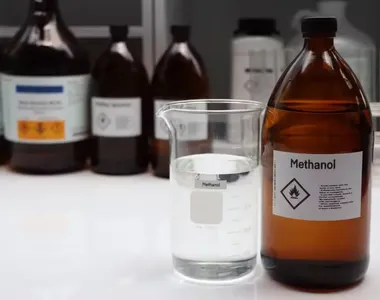 Bebidas alcoólicas estão adulteradas com metanol