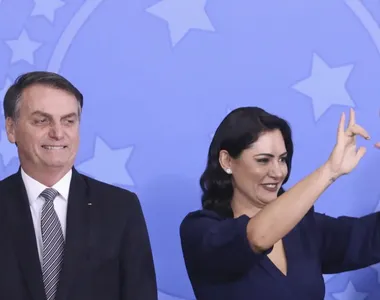 Saiba onde Michelle Bolsonaro estava durante a prisão do marido