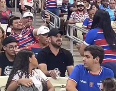 Torcedora do Fortaleza é punida após hostilizar torcedores do Flamengo