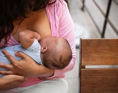 Mulher descobriu um terceiro seio