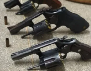 Armas utilizadas pelos criminosos