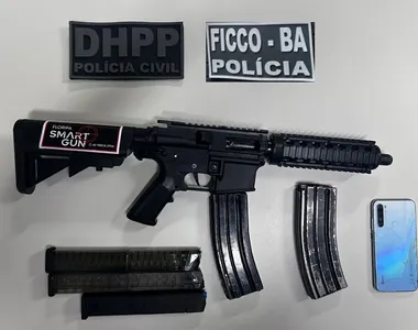 Fuzil encontrado com o motorista