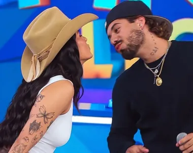 Ana Castela e Zé Felipe deram o primeiro beijo em público