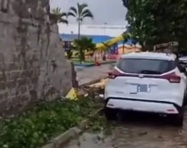 Tempestade provoca destruição e medo em Jacobina