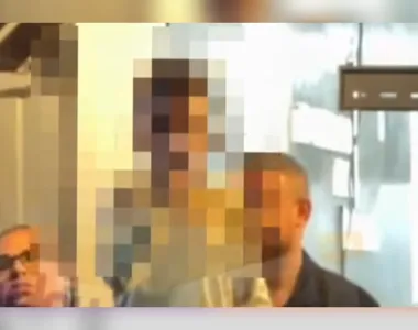 A cena repercutiu mal entre os internautas