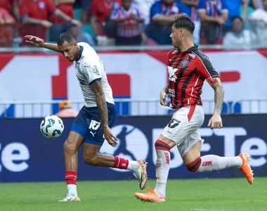 Vitória e Bahia se enfrentam no Barradão