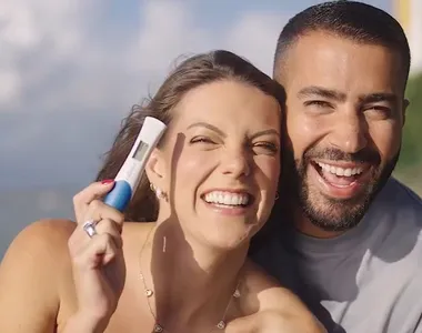 Filho de Bell Marques e a esposa, Pati Guerra, anunciam gravidez