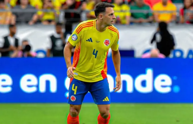 Imagem ilustrativa da imagem Colômbia convoca Arias mesmo em mau momento no Bahia