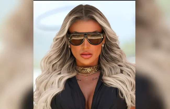 Imagem ilustrativa da imagem Andressa Urach bate o martelo e inicia trabalhos em sua igreja