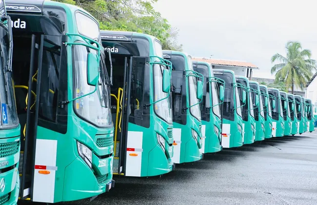 Imagem ilustrativa da imagem Buzus de Salvador terão itinerários mudados neste domingo; confira