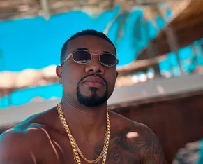 Assista: Davi puxa trio ao lado do cantor Robyssão no Carnaval - Imagem