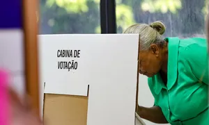 Três eleitores morrem em colégios eleitorais durante votação