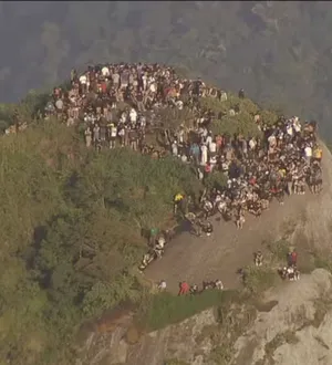 Imagem ilustrativa da imagem Turistas ficam presos nas alturas durante operação que caçava Dada