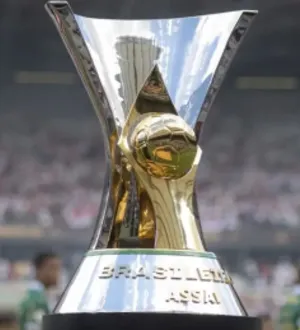 Imagem ilustrativa da imagem Clubes ameaçam parar o Brasileirão após o fim das bets