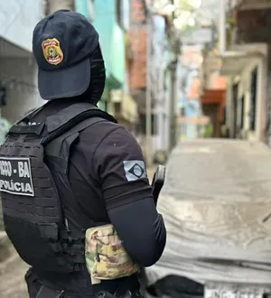 Imagem ilustrativa da imagem Elos das facções, tesoureiros e donos de boca baianos perdem biqueiras